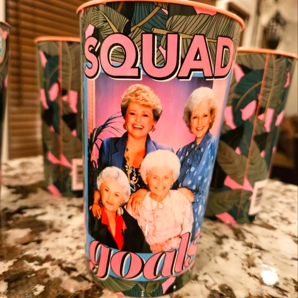 Golden Girls "Squad Goals" plastic cup - Picture 2 of 3